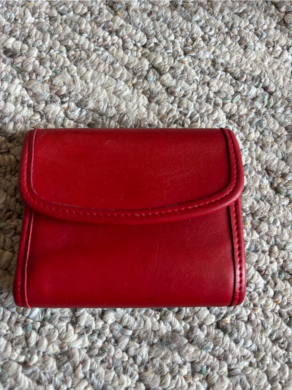 Vintage 70’s early 80’s Compact Red Leather Wallet